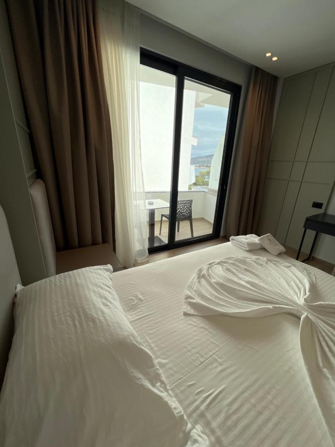 Xino Hotel Ksamil Esterno foto