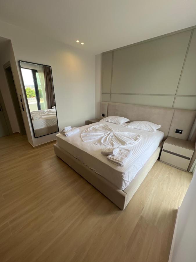 Xino Hotel Ksamil Esterno foto