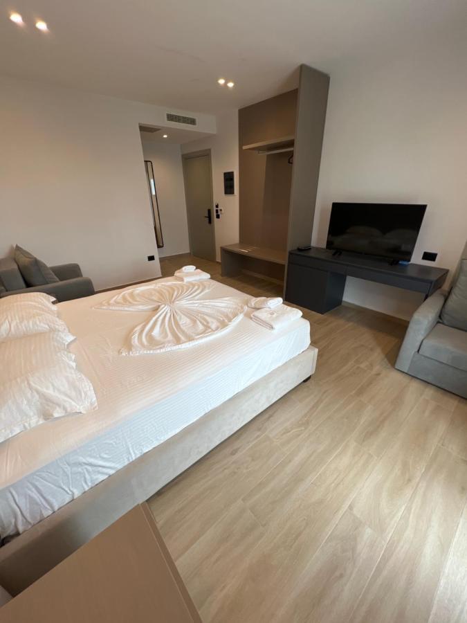 Xino Hotel Ksamil Esterno foto